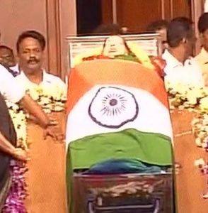 ஈழத் தமிழர்களுக்கு, அவர்கள் அரசியலிலும் சமூக நீதியிலும் ஒரு நம்பிக்கை நட்சத்திரமாகத் திகழ்ந்தவர் மறைந்த தமிழக முதல்வர் செல்வி ஜெயலலிதா.