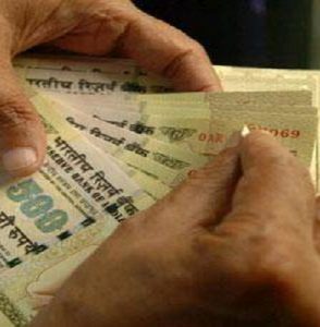 டிசம்பர் 10ம் தேதிக்கு பிறகு ரயில் பேருந்துகளில் பழைய ரூ.500 நோட்டு செல்லாது