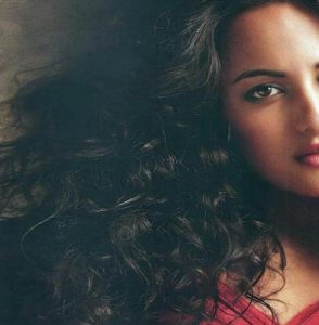 நயன்தாரா வேடத்தில் சோனாக்ஷி சின்ஹா!