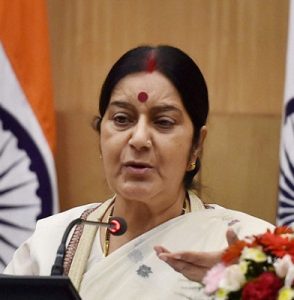 ஏமன் நாட்டில் ஐஎஸ் தீவிரவாதிகளால் கடத்தப்பட்ட கேரள பாதிரியாரை மீட்க உரிய நடவடிக்கை﻿: சுஷ்மா உறுதி