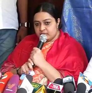 அரசியலில் ஈடுபட முடிவு செய்துள்ளேன்: தீபா ஜெயக்குமார்