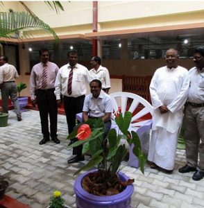 யாழ் போதனா வைத்திய சாலையில்ஆசிரியை திருமதி.சரஸ்வதி ஆறுமுகம் நினைவு பூங்கா திறநது வைக்கப்பட்டது