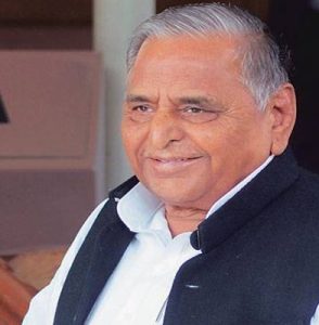 உ.பி.யில் மீண்டும் மோதல் வெடிக்கிறது; காங்கிரசுக்கு எதிராக வேட்பாளர்கள் களமிறங்க முலாயம் உத்தரவு