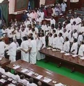 தி.மு.க தொடர் அமளி சட்டசபை 2 வது முறையாக 3 மணி வரை ஒத்தி வைப்பு
