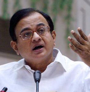 சசிகலா முதல்வர் பதவிக்கு தகுதியானவரா? மக்களை தூண்டிவிடும் ப.சிதம்பரம்