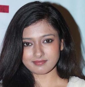 இயக்குநராக அவதாரம் எடுக்கும் காயத்ரி ரகுராம்