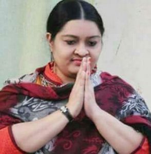 ஆர்.கே.நகர் தொகுதியில் போட்டி உறுதி: மிரட்டல் குறித்து தேர்தல் ஆணையத்தில் புகார் செய்ய ஆலோசித்து வருகிறேன்