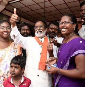 “சசிகலாவால் பாதிக்கப்பட்டோர் நிறைய பேர் இருக்கிறார்கள்”: கங்கை அமரன் சிறப்புப் பேட்டி