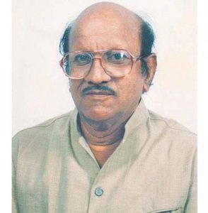 கட்சியையும் ஆட்சியையும் தன்வசம் வைத்திருக்கும் சசிகலா தரப்புக்கே இரட்டை இலை சின்னம்: இரட்டை இலையை அடையாளம் காட்டிய திண்டுக்கல் மாயத்தேவர் கருத்து