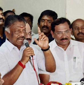 ஓ.பன்னீர்செல்வம் இன்று சுற்றுப்பயணத்தை தொடங்குகிறார் தங்களது அணியை பலப்படுத்த நிர்வாகிகளுடன் சந்திப்பு