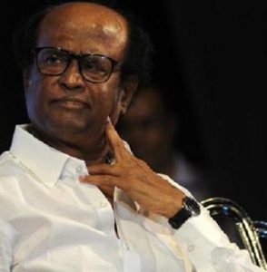 இலங்கை பயணம் ரத்து; அரசியலாக்காதீர்: ரஜினி வேண்டுகோள்