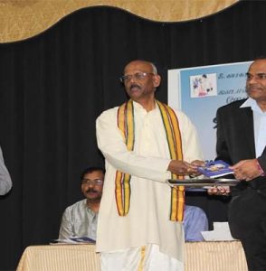 பன்முகக் கலைஞர், கிழக்கிலங்கையின் திருக்கோவிலைப் பிறப்பிடமாகக் கொண்டவர், தற்போது நோர்வே நாட்டில் வாழ்ந்து வருபவர்