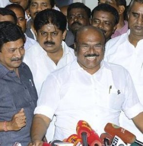 தினகரன் குடும்பத்தின் தலையீடு கட்சியிலும், ஆட்சியிலும் எள்ளளவும் இருக்கக் கூடாது: அமைச்சர் ஜெயக்குமார் பேட்டி