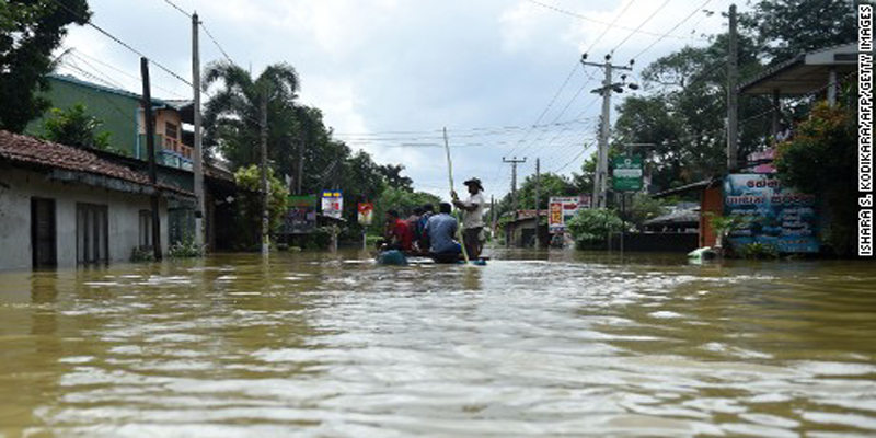 தமிழகத்தின் பல மாவட்டங்களில் தொடரும் மழை – பள்ளிகளுக்கு விடுமுறை – படத்தொகுப்பு