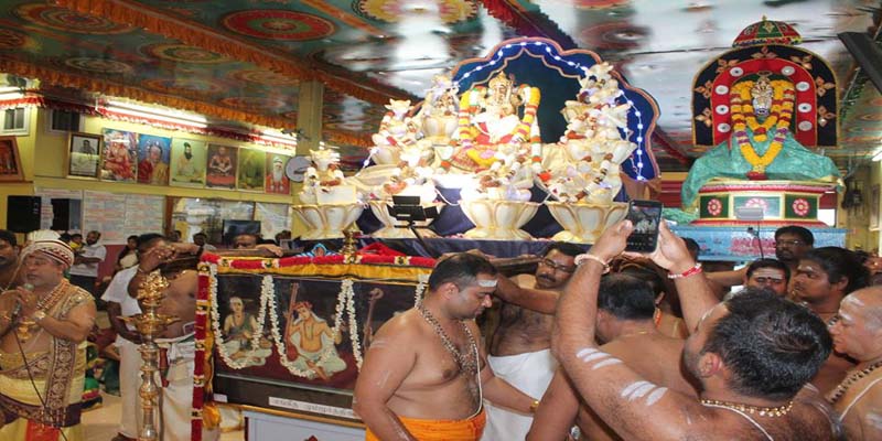 ஸ்காபுறோ ஶ்ரீ வரசித்தி விநாயகர் ஆலயத்தில் தற்போது நடைபெற்று வரும் வருடாந்த உற்சவத்தின் 8ம் திருவிழா