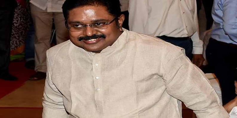 கருணாஸ், தமிமுன் அன்சாரி, தனியரசு ஆதரவு யாருக்கு? – உரிய நேரத்தில் முடிவு எடுப்பதாக அறிவிப்பு