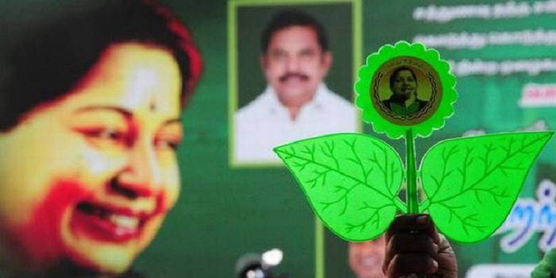 தினகரனுக்கு தொப்பி சின்னம் ஒதுக்கப்படுமா? – தேர்தல் ஆணையத்துக்கு டெல்லி உயர் நீதிமன்றம் கேள்வி