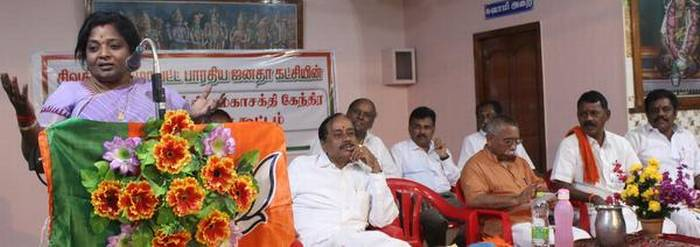 மதுவிலக்கு பிரச்சினையில் கமல் கருத்து பெண்களுக்கு எதிரானது: தமிழிசை சவுந்தரராஜன் குற்றச்சாட்டு