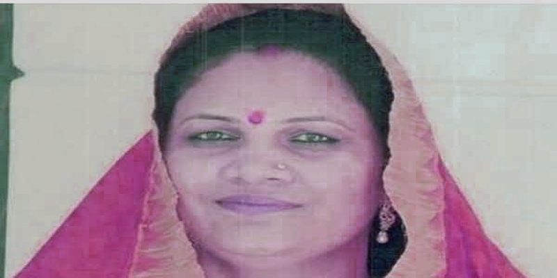 தொல்லை தரும் மூத்த தலைவர்கள்:சட்டசபையில் பெண் எம்.எல்.ஏ. கதறல்