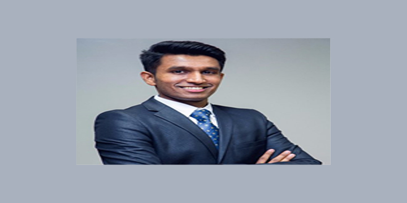 ஸ்காபுரோ ரூச் பார்க் தொகுதியில் கொன்செர்வேர்ட்டிவ் கட்சி வேட்பாளர்  விஜய் தணிகாசலம்