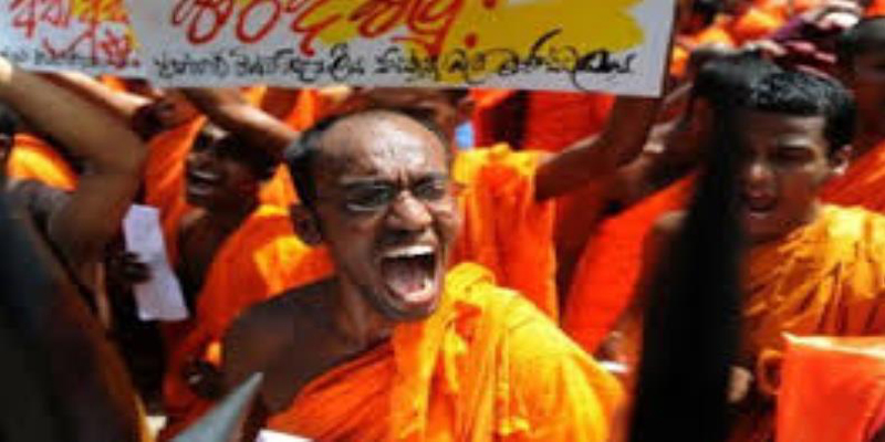 இலங்கைத் தமிழர் எதிர் நோக்கு ஆபத்து!!!