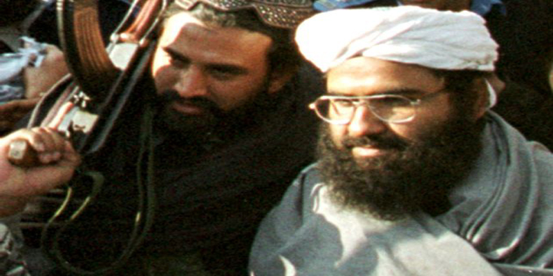 பாகிஸ்தான் சீனாவிடமிருந்து 3-வது கட்டமாக 10 லட்சம் தடுப்பூசிகளை வாங்கியுள்ளது