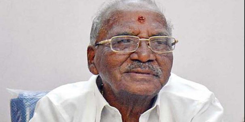 அருகருகே அமர்ந்து எல்லாம் ஸ்டாலின், பன்னீர், பழனிசாமி