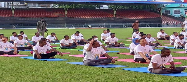 யோகா நிகழ்ச்சியில் புகுந்து தாக்குதல்; மாலத்தீவில் அத்துமீறல் யோகா நிகழ்ச்சியில் புகுந்து தாக்குதல்; மாலத்தீவில் அத்துமீறல்