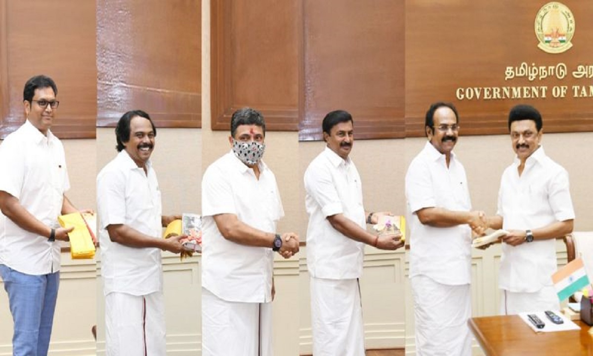 தமிழ்நாடு முதலமைச்சர் மு.க. ஸ்டாலின் மற்ற அமைச்சர்களிடம் மென்மையாக நடந்து கொள்கிறாரா? தமிழ்நாடு முதலமைச்சர் மு.க. ஸ்டாலின் மற்ற அமைச்சர்களிடம் மென்மையாக நடந்து கொள்கிறாரா?