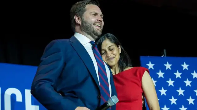 டிரம்பின் துணை அதிபர் வேட்பாளருக்கு வழிகாட்டியாக விளங்கும் இந்திய வம்சாவளி மனைவி